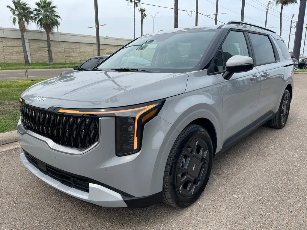 New 2026 White Kia EX image 3