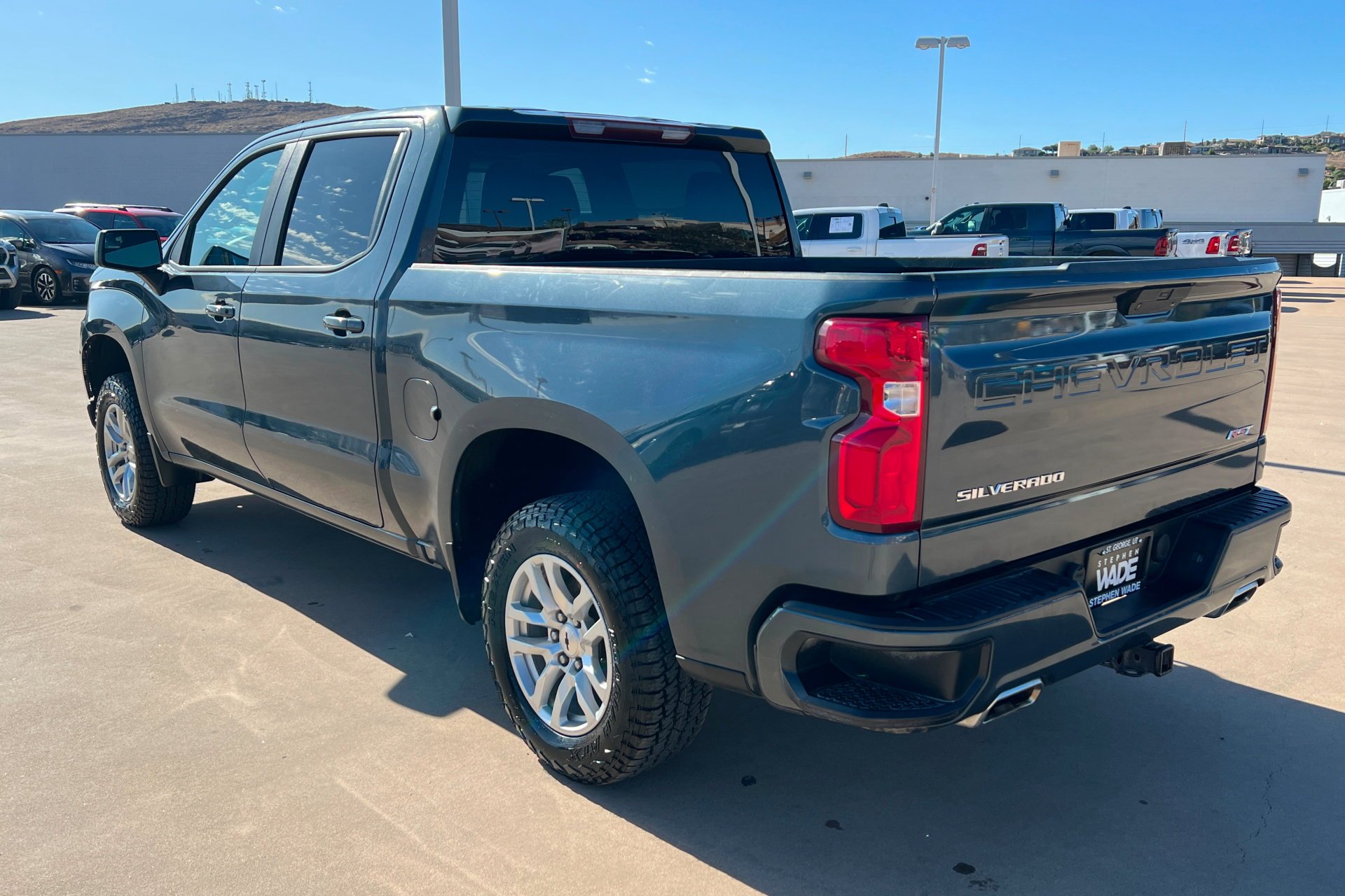 2020 Chevrolet Silverado 1500 RST - Photo 3