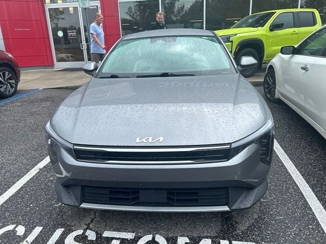 Used 2025 Gray Kia EX image 7