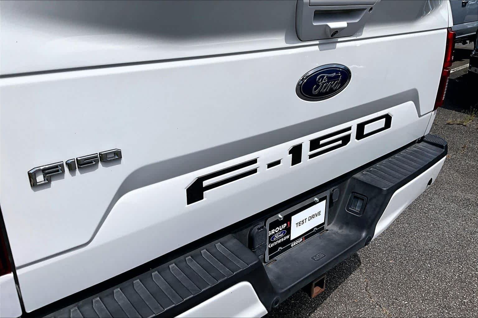 Used 2018 Oxford White Ford LARIAT image 30