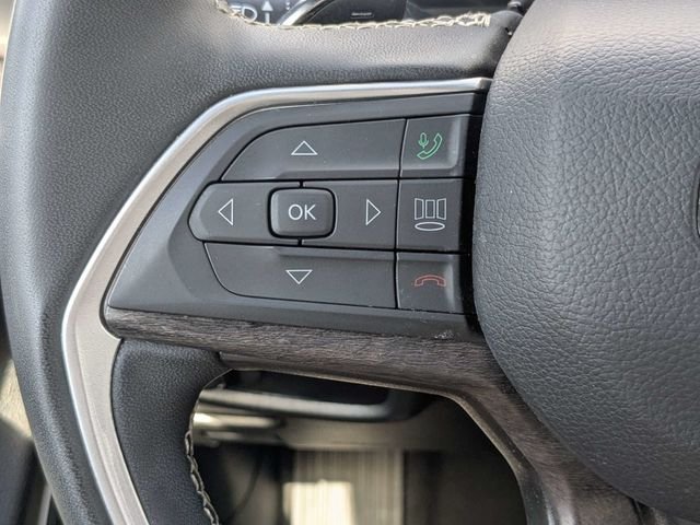 Used 2024 Silver Jeep 4xe image 27