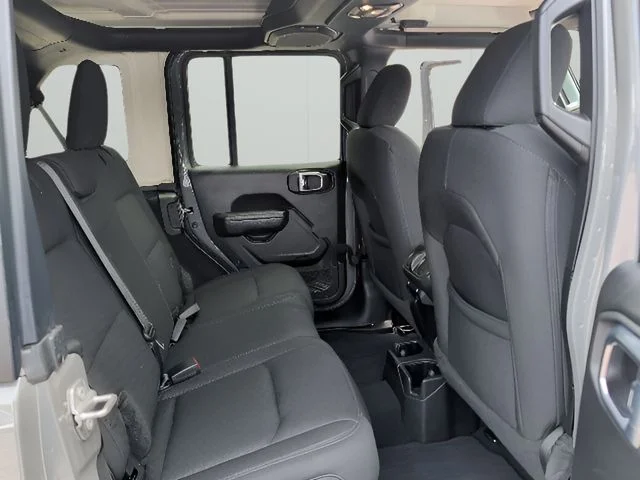 Used 2022 Gray Jeep Unlimited Sport S image 40