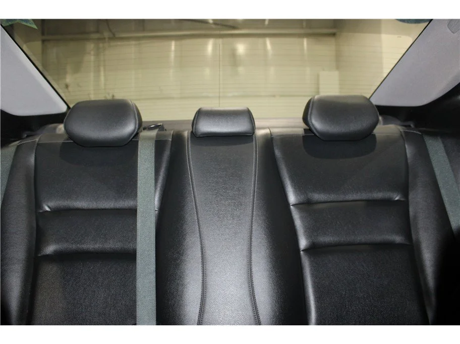 Used 2015 Black Honda EX-L image 16