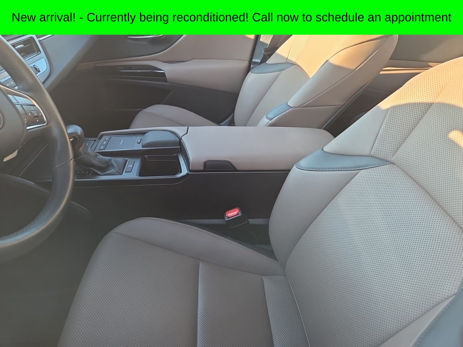Used 2022 White Pearl Lexus 350 image 8
