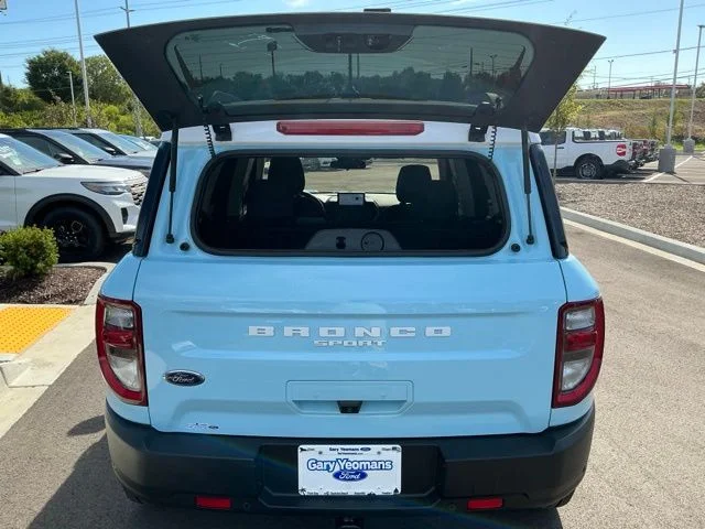 Used 2023 Blue Ford Heritage image 9