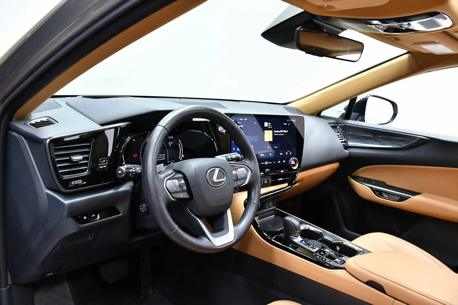 Used 2025 Atomic Silver Lexus Premium image 14