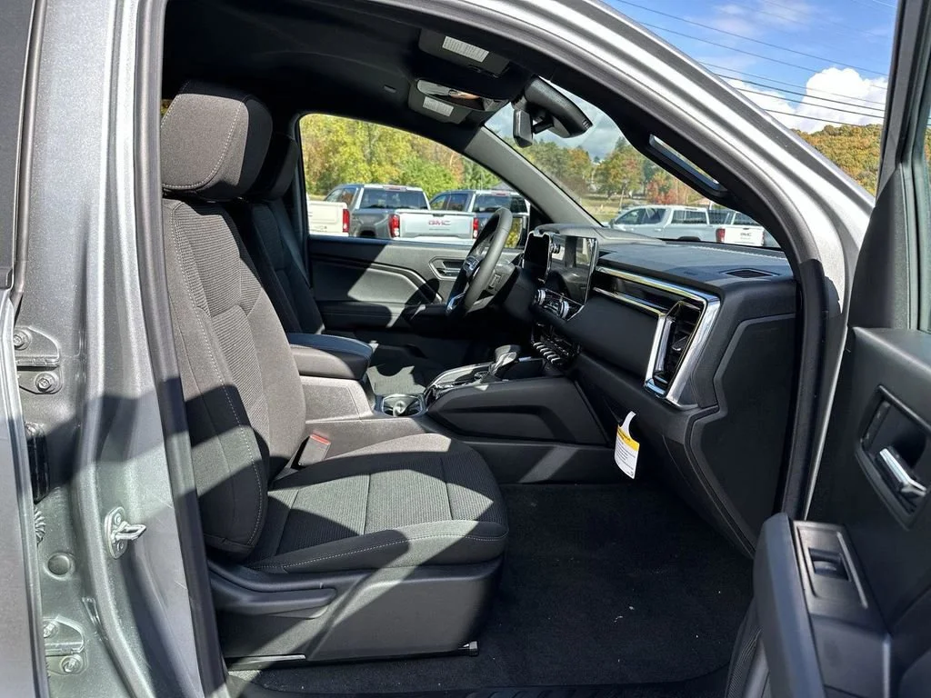 2026 GMC Canyon Elevation - Photo 11