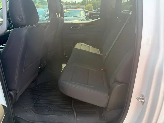 Used 2023 Summit White GMC SLE image 30