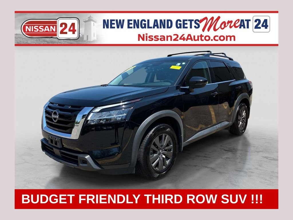 Used 2022 Black Nissan SV image 1