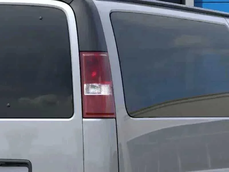 New 2025 Quicksilver Metallic GMC LT image 6