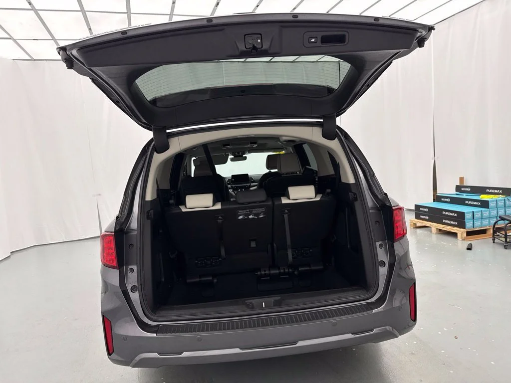 2025 Honda Odyssey ELITE Minivan Slide 33