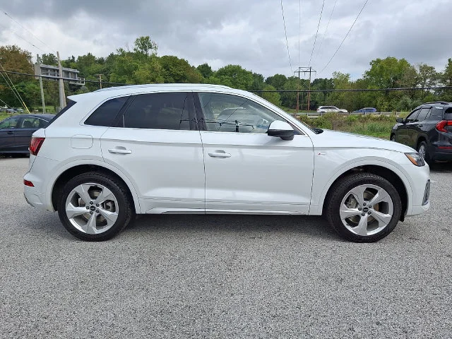 Used 2022 White Audi 45 S line Premium image 8