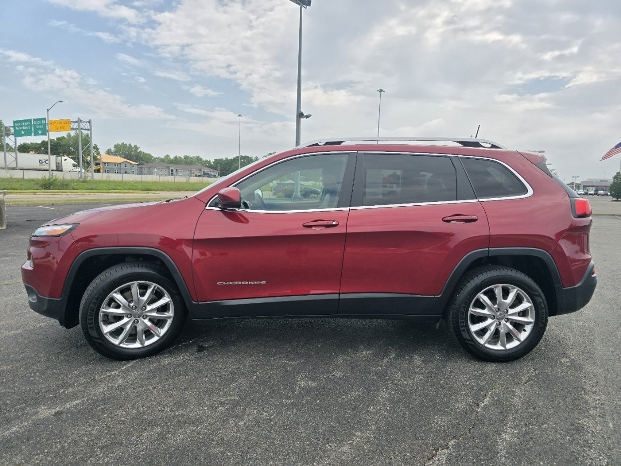 Used 2017 Red Jeep Limited image 12