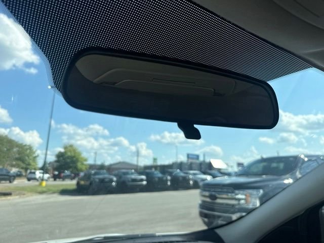 Used 2017 White Ford SE image 21