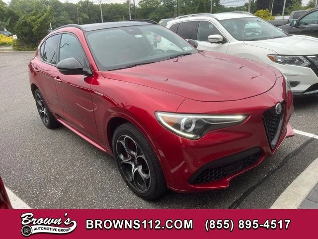2023 Alfa Romeo Stelvio Veloce AWD's photo