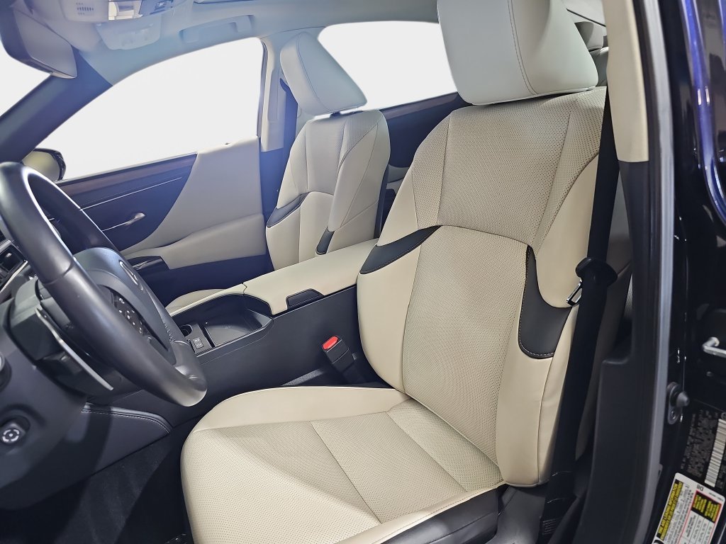 Certified Used 2025 Blue Lexus 300h image 14