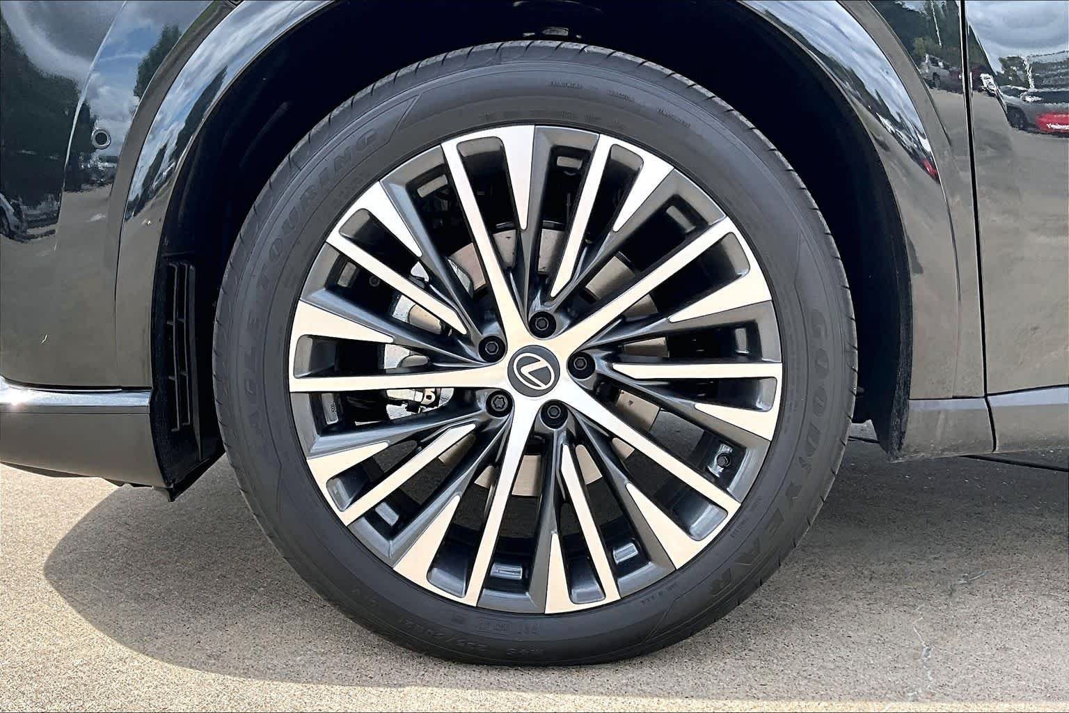 Used 2026 Caviar Lexus Premium+ image 8