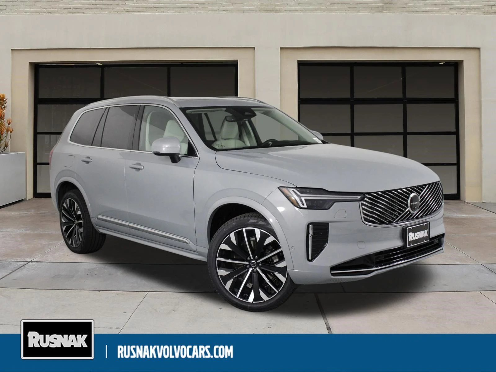 2026 Volvo XC90 B6 Ultra Bright 7-Seater 4WD's photo