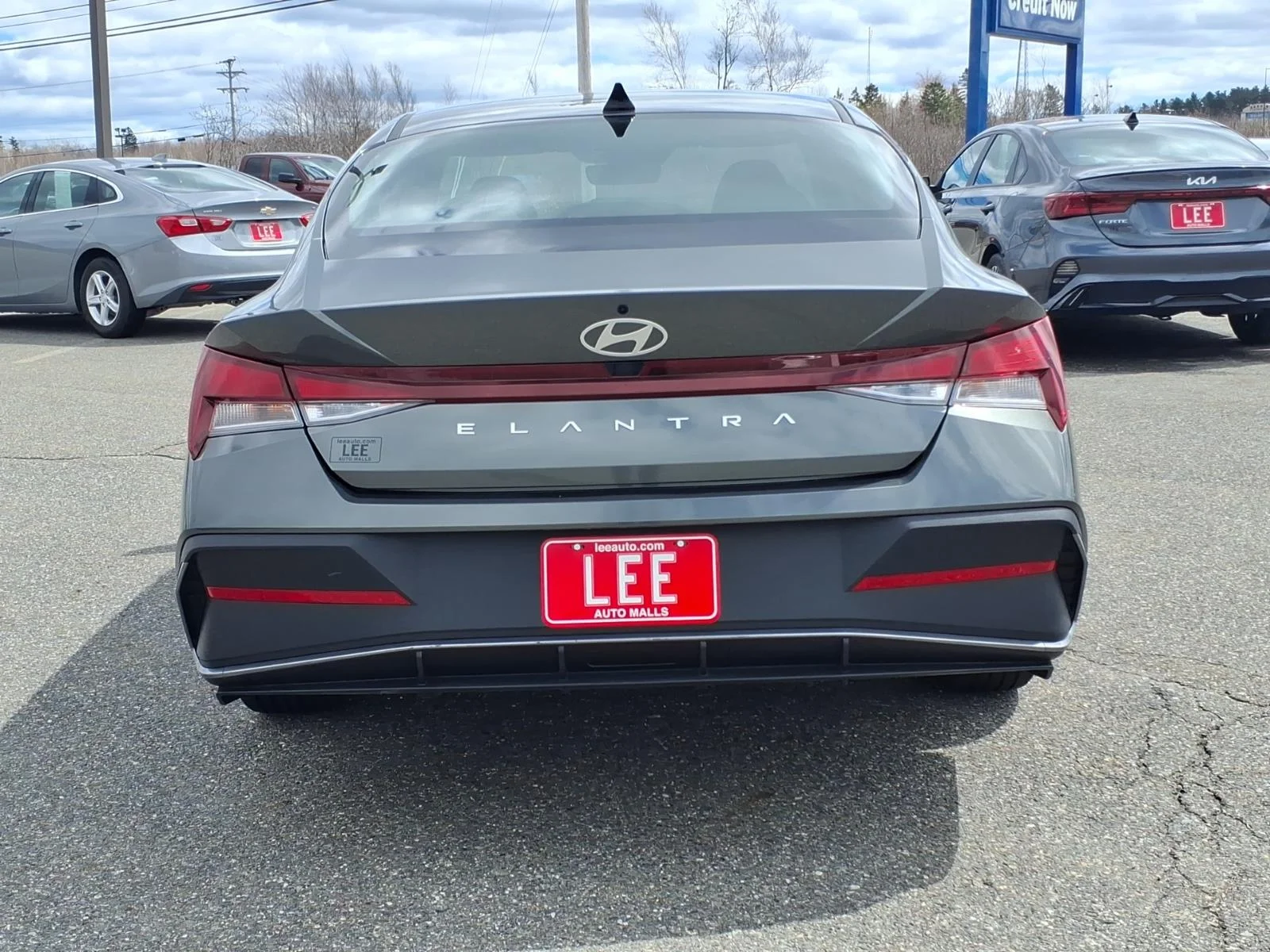 Used 2024 Gray Hyundai SEL image 6