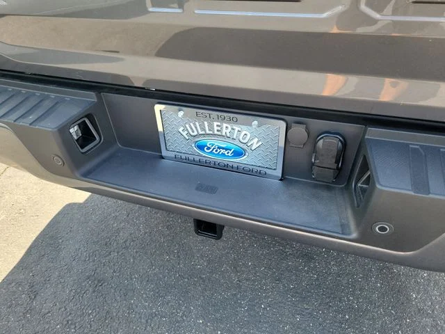 New 2026 Carbonized Gray Metallic Ford XLT image 8
