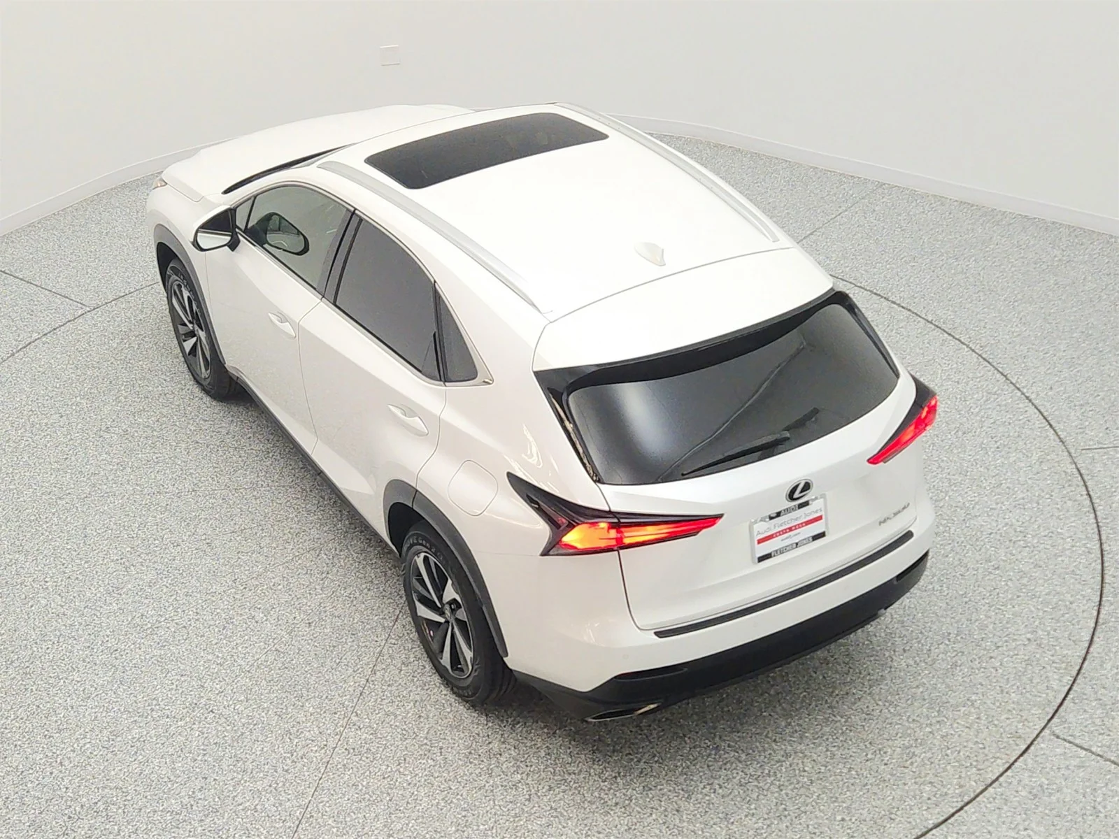 Used 2021 Eminent White Pearl Lexus NX 300 FWD image 28