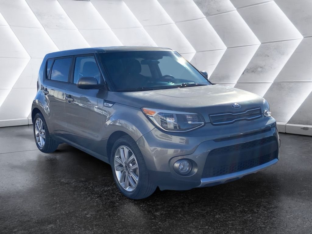 2017 Kia Soul +