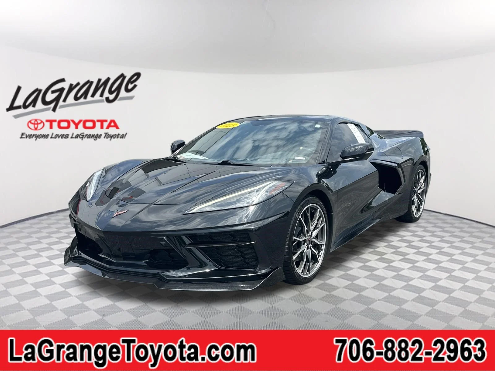 2023 Chevrolet Corvette 2LT