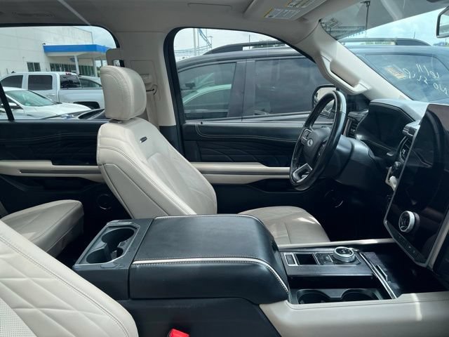 Used 2023 White Ford Platinum image 3