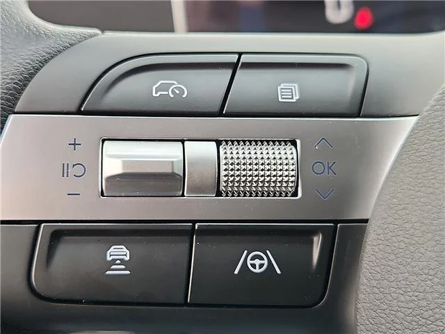 New 2026 Hampton Gray Hyundai SE image 17