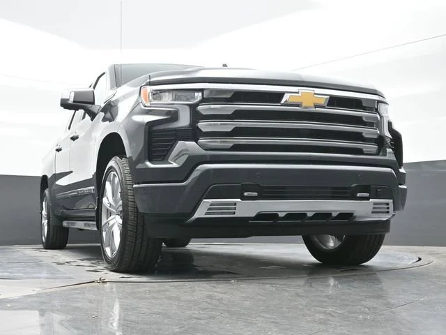 2026 Chevrolet Silverado 1500 High Country - Photo 14