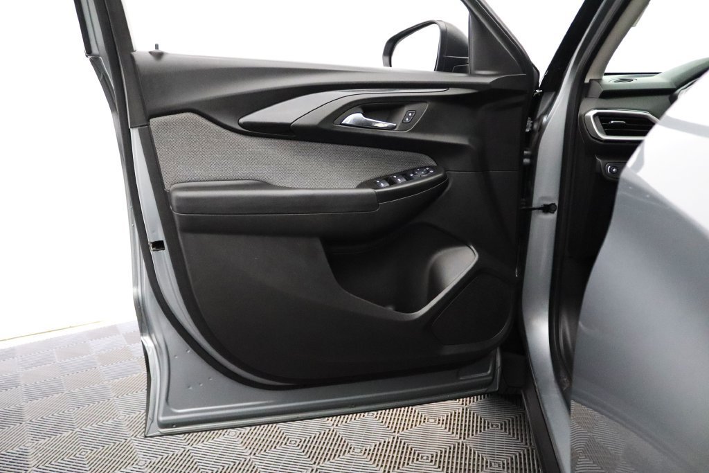 2023 Chevrolet TrailBlazer LS - Photo 15