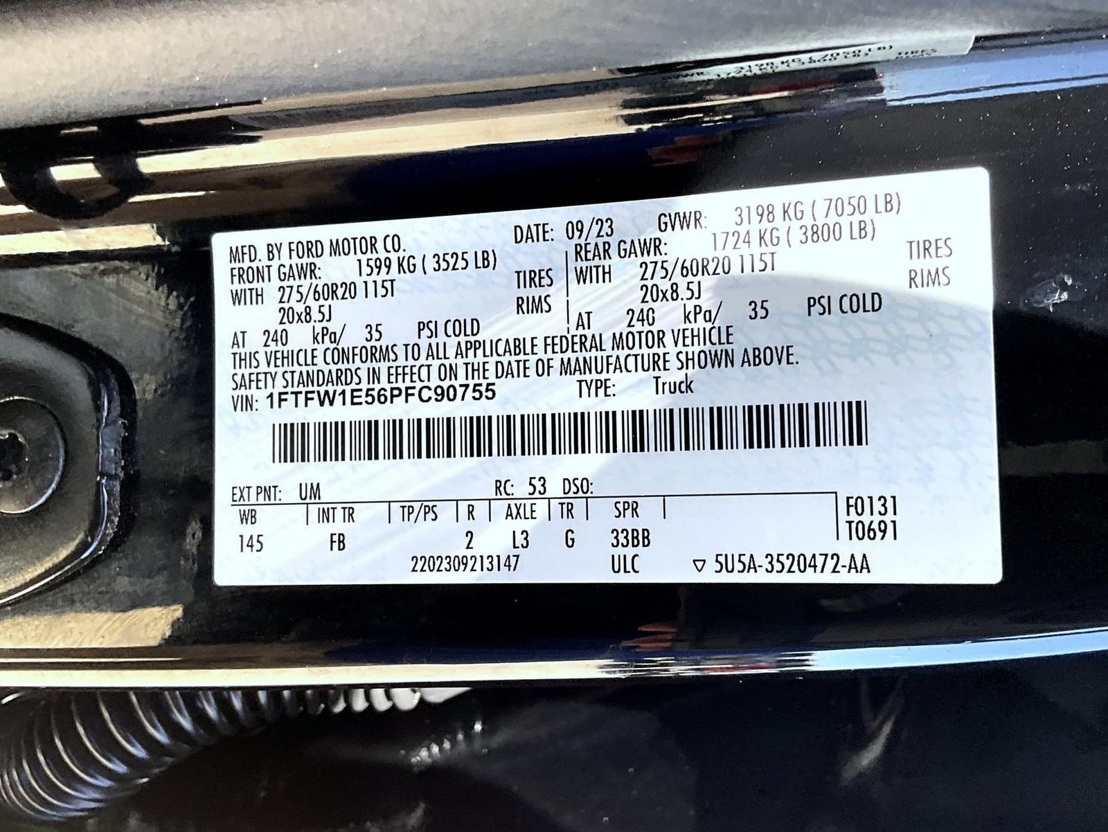 Used 2023 Black Ford XLT image 27