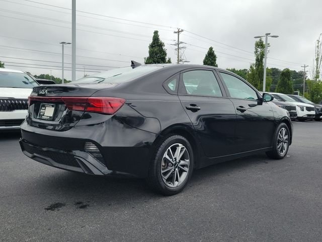 Used 2023 Black Kia LXS image 4