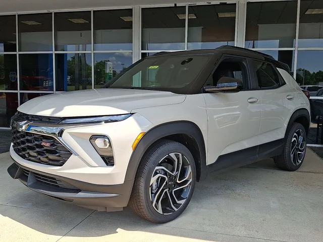 New 2026 White Chevrolet RS image 3