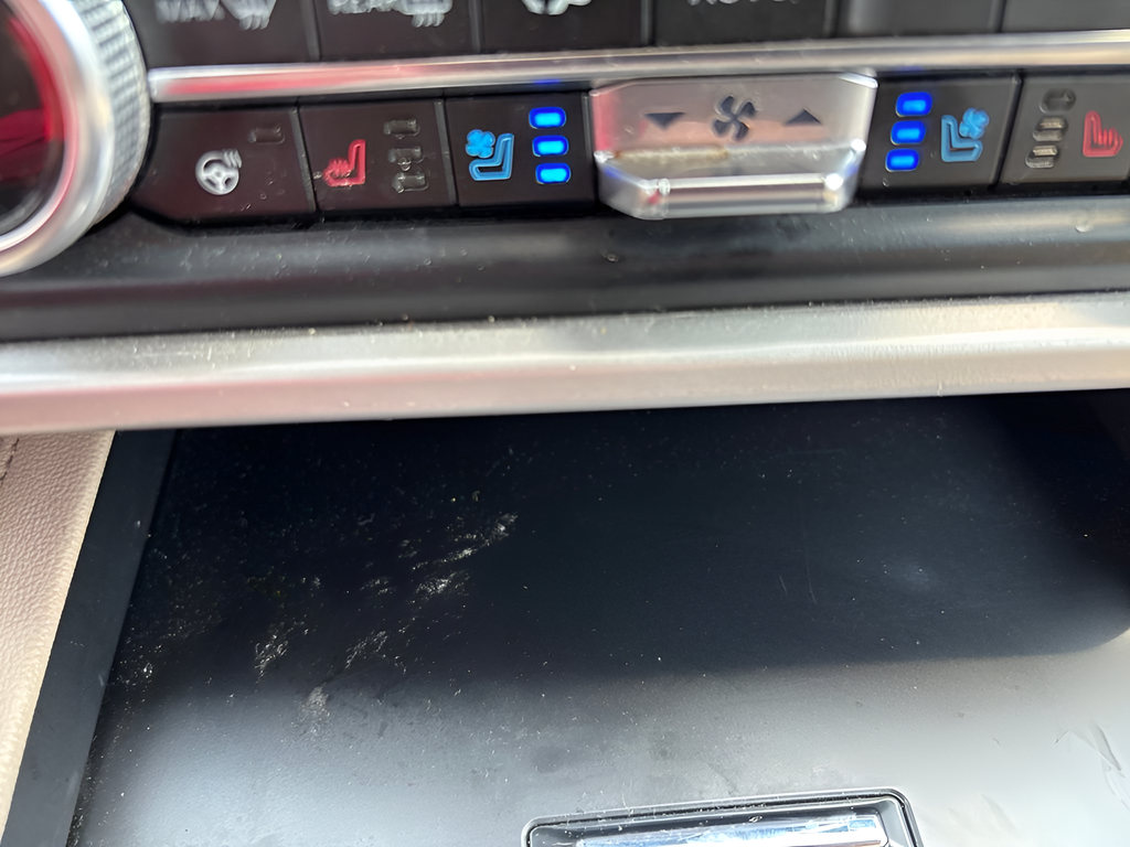 Certified Used 2024 Gray Ford XLT image 30