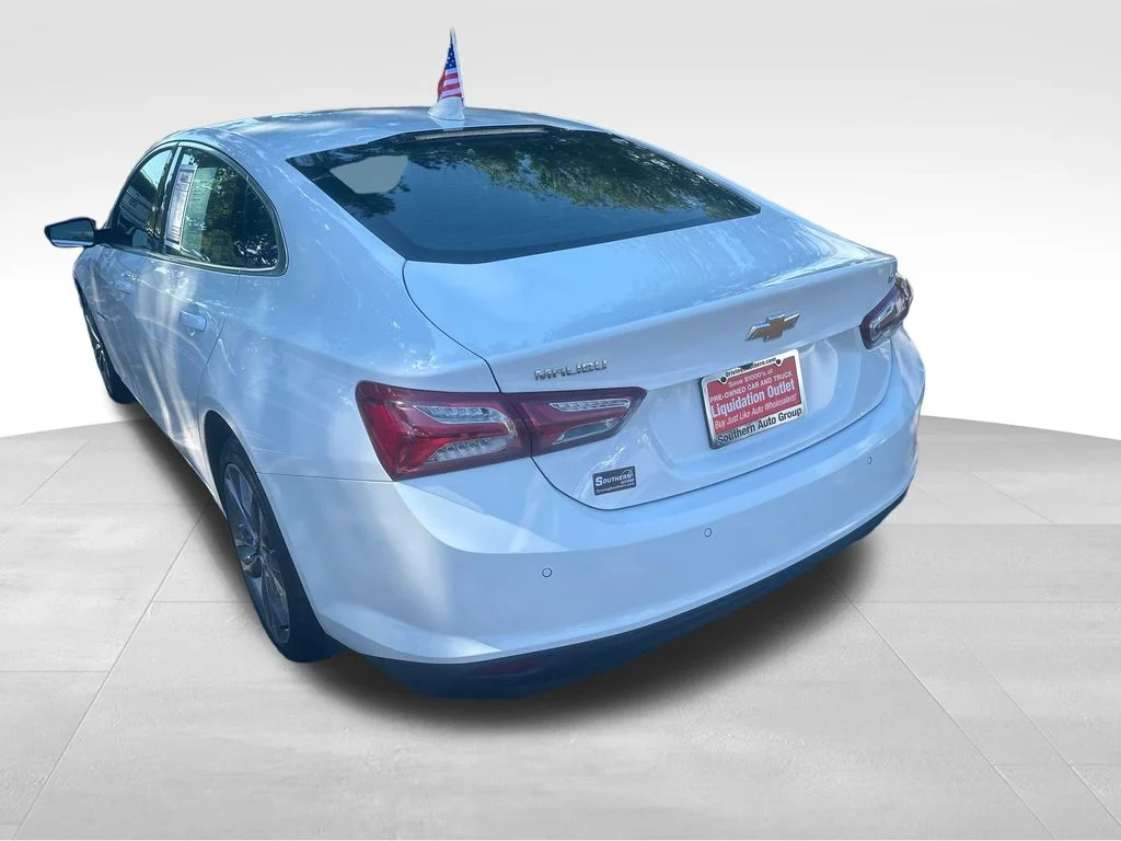 Used 2024 White Chevrolet LT image 22