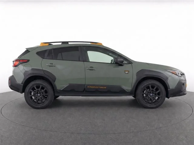 Used 2024 Green Subaru Wilderness image 4
