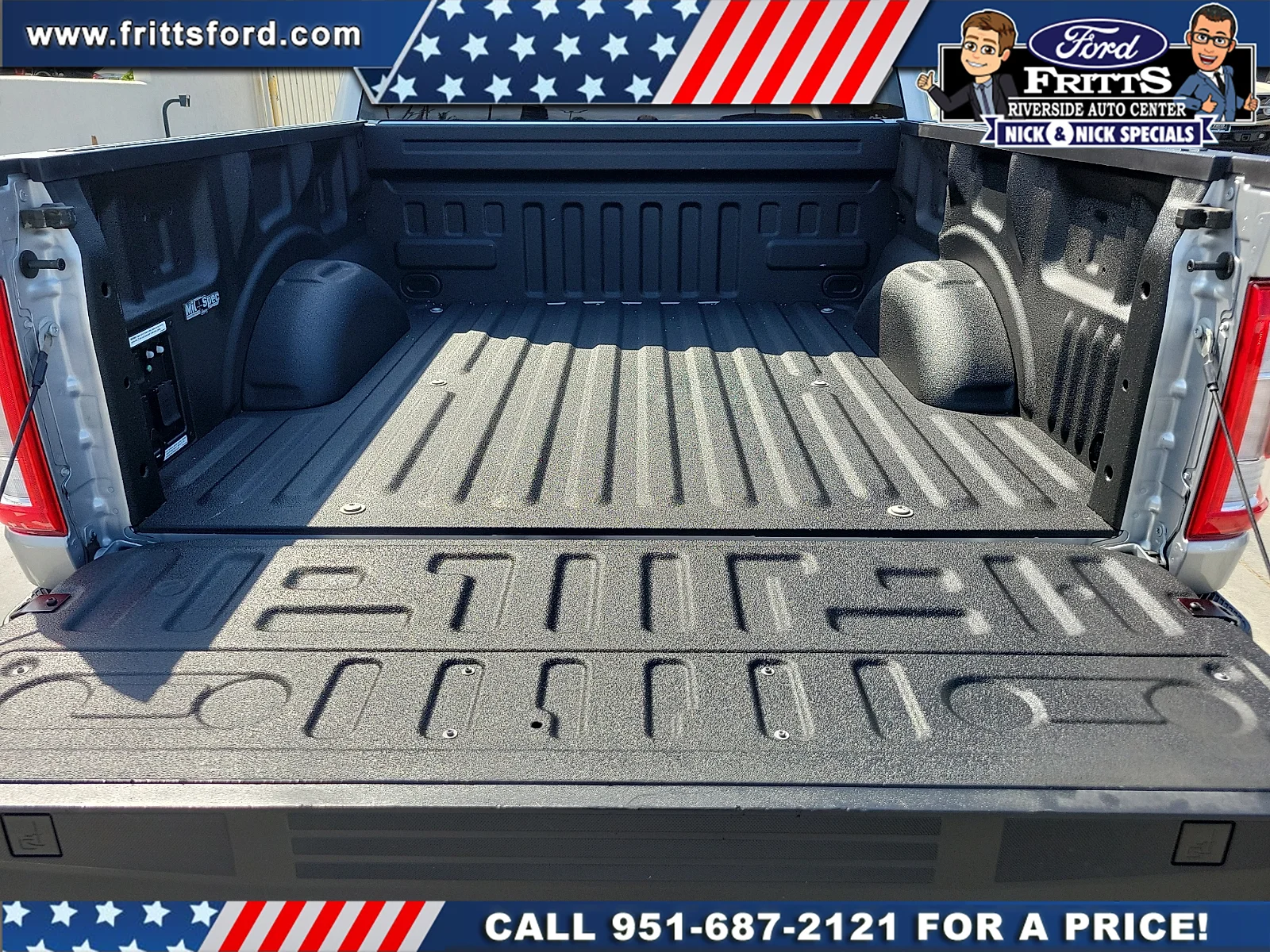 Certified Used 2023 Silver Metallic Ford LARIAT image 21