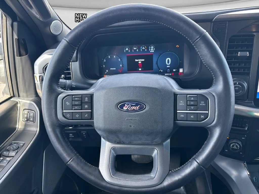 Used 2024 White Metallic Ford Lariat image 13