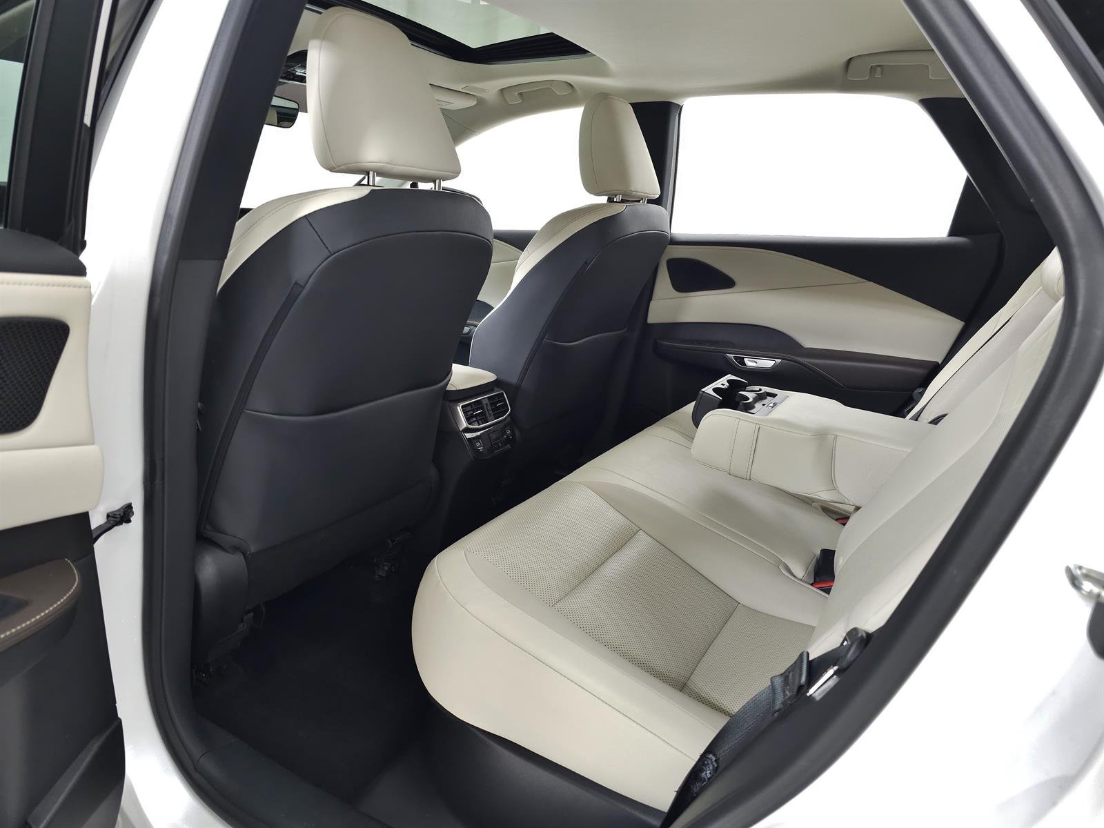 Used 2024 White Lexus PREMIUM image 32