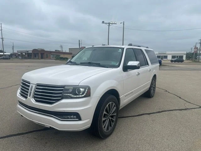 2017 Lincoln Navigator L Select for sale at Sam Leman Ford