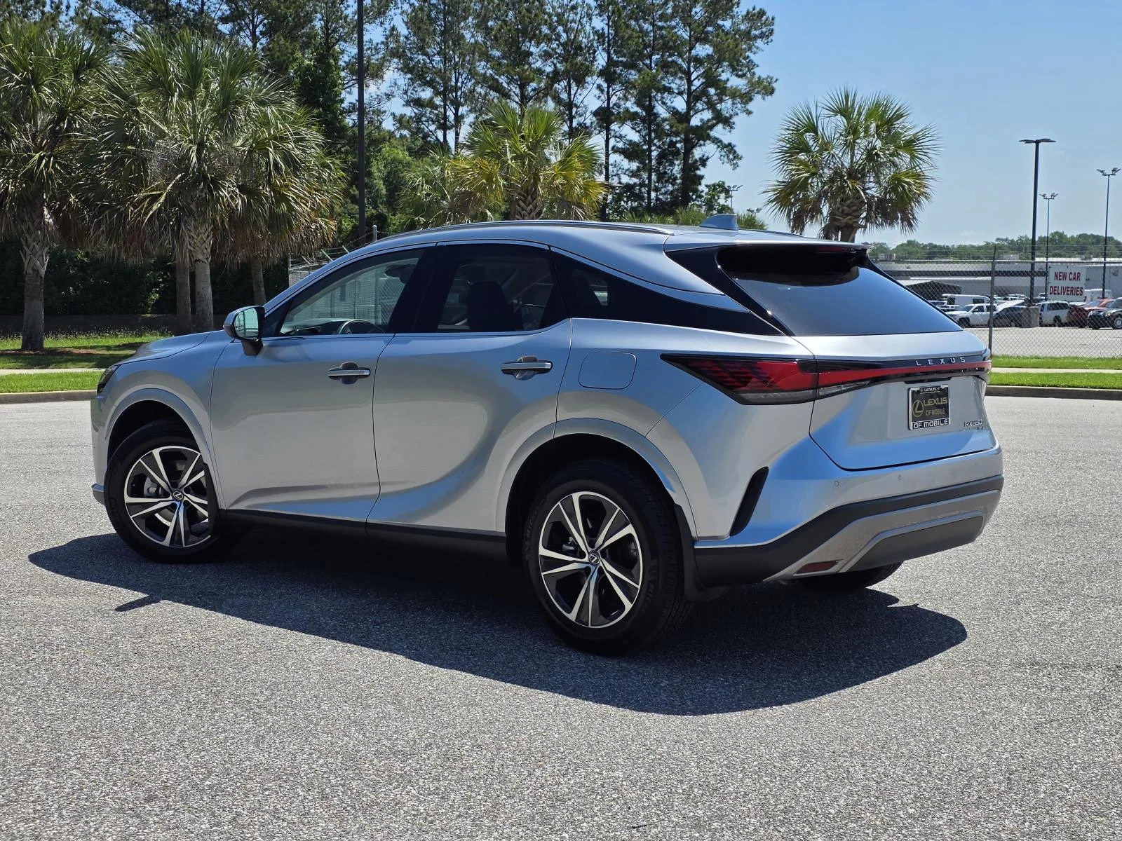 Certified Used 2023 Iridium Lexus 350h Premium image 4