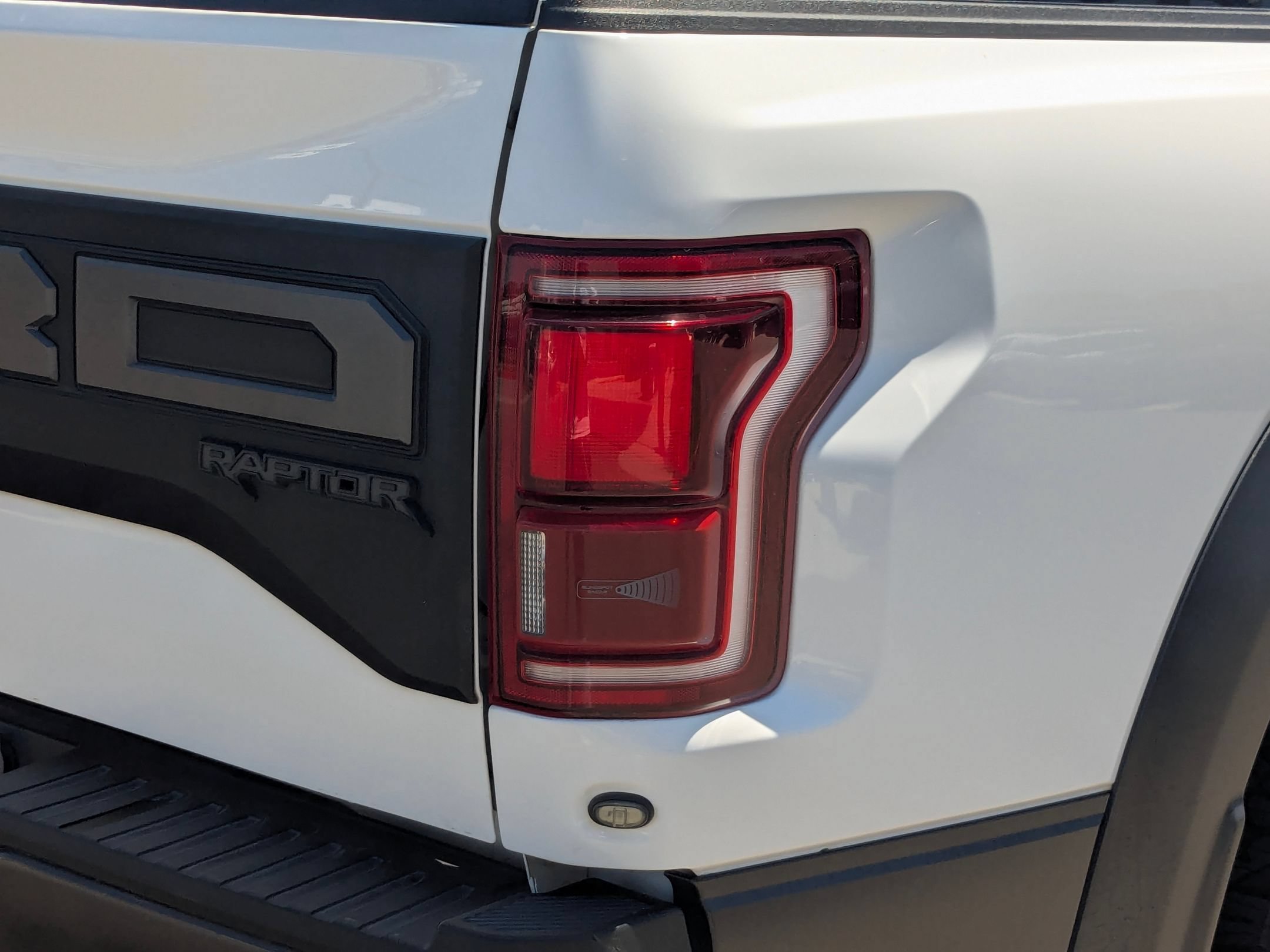 Used 2019 Oxford White Ford Raptor image 12
