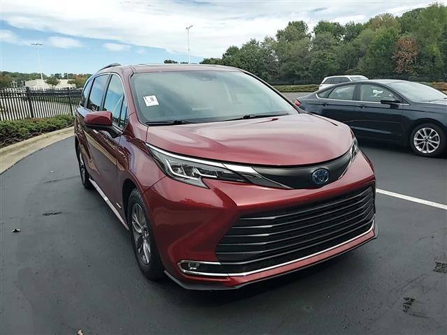 Used 2021 Red Toyota XLE image 23