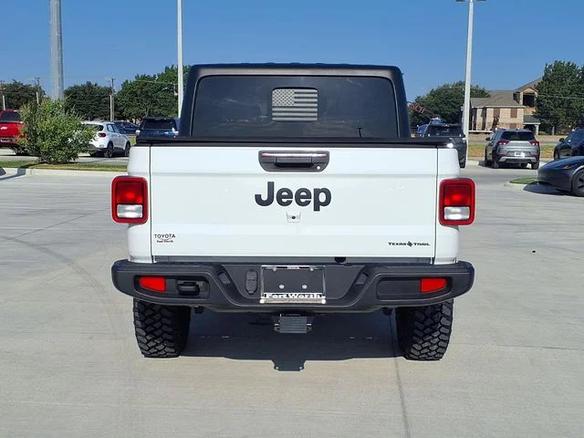 Used 2023 White Jeep Texas Trail image 5