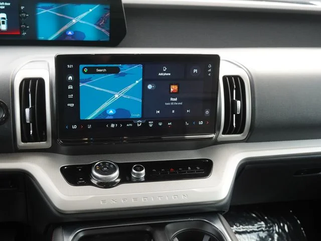 Used 2025 Black Ford Active image 17