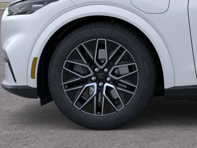 New 2026 Star White Metallic Tri-coat Ford Premium image 43