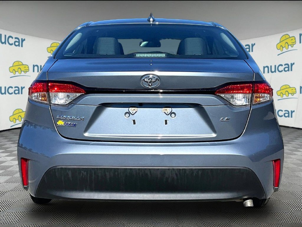 Used 2024  Toyota LE image 5