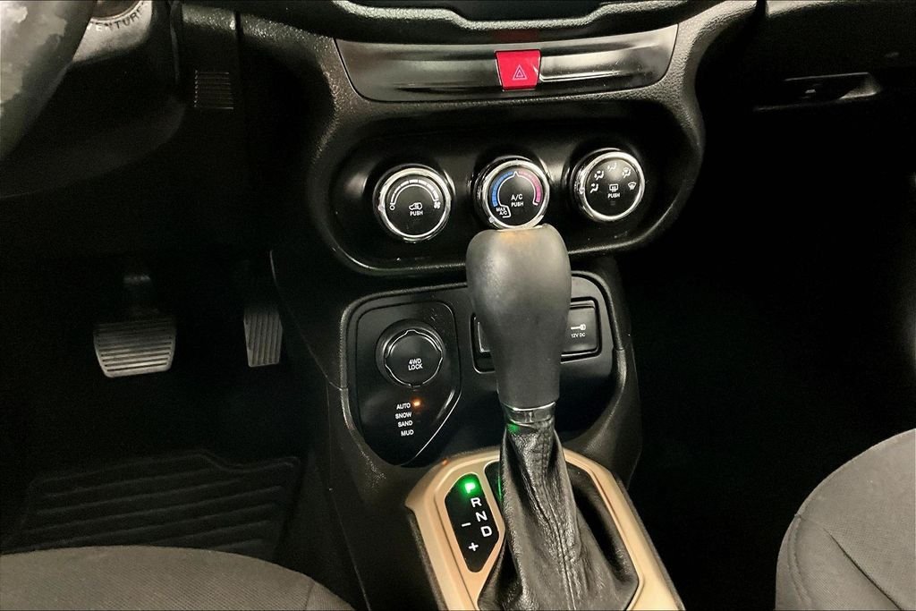 Used 2017 Black Jeep Latitude image 7
