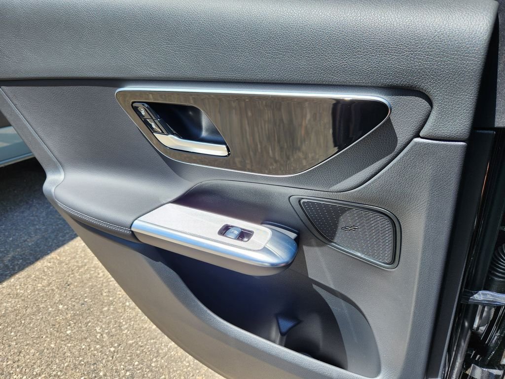 Certified Used 2026 BLACK Mercedes-Benz 300 image 34